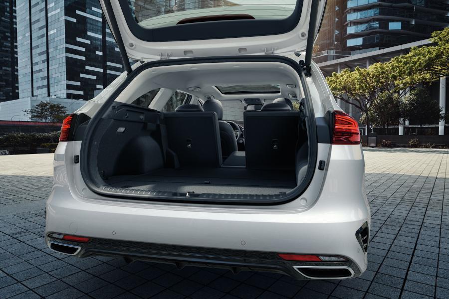 Багажник Kia Ceed Sportswagon PHEV 2019 года  (WW) (фото 7 из 42)